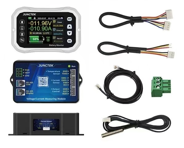 JT Sledovač stavu baterie a odpojovač pro baterie s napětím od 9 do 120V, proudová zátěž max. 400A, barevný displej, bluetooth aplikace