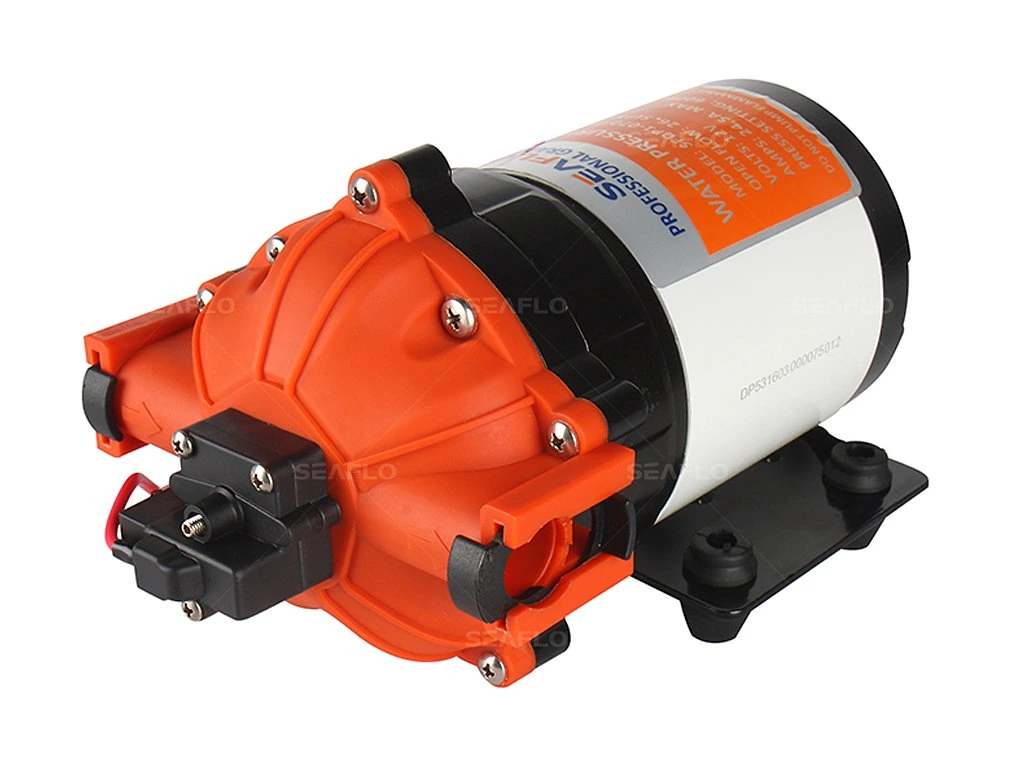 Tlakové membránové čerpadlo 26l/min, tlak 60PSI (4,2bar), napájení 12V, Seaflo