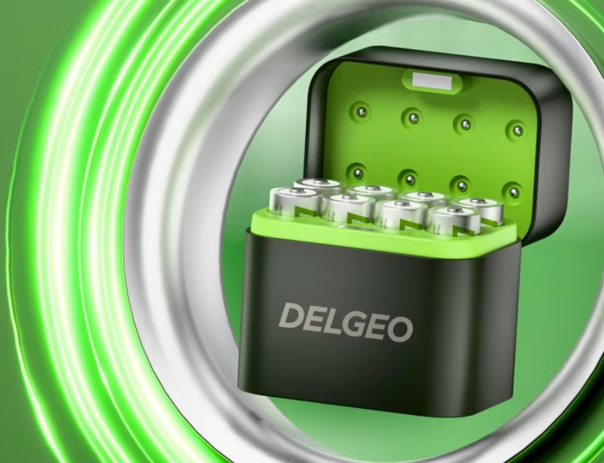 Sada 8 lithiových baterií AA s rychlonabíječkou 2,5H - 3600mWh, 2000 nabíjecích cyklů a nabíjení typu C