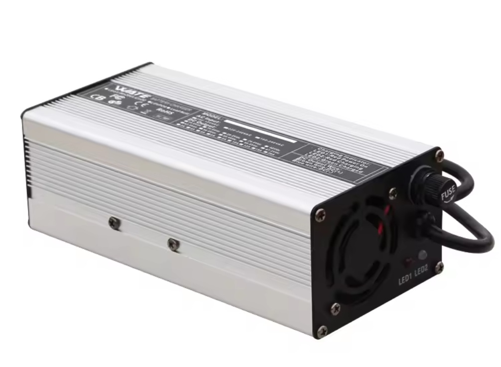 Nabíječka pro baterie LiFePO4 29,2 (24V), rychlost nabíjení 10A, krokosvorky