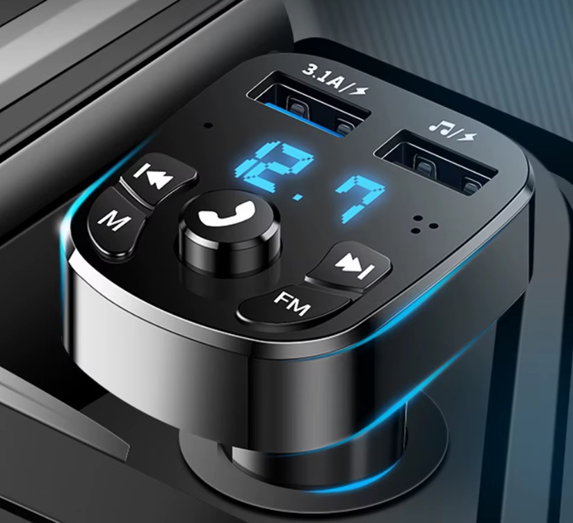 FM transmitter s USB nabíječkou do autozapalovače, Bluetooth 5.0