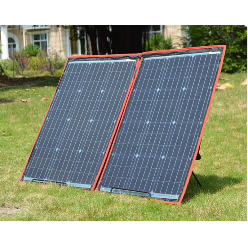 Skládací podpěry pro přenosné solární panely 