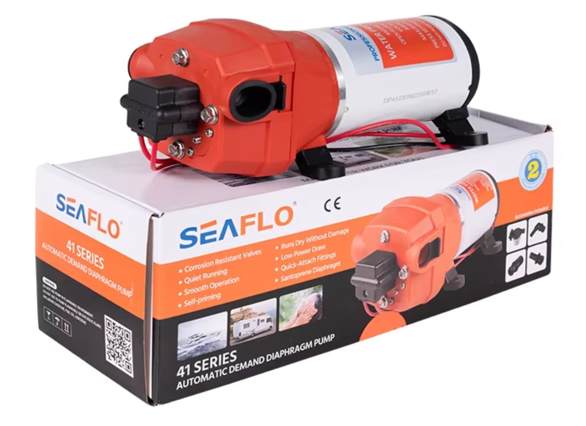 Tlakové membránové čerpadlo 17l/min, tlak 40PSI (2,8bar), napájení 12V, Seaflo