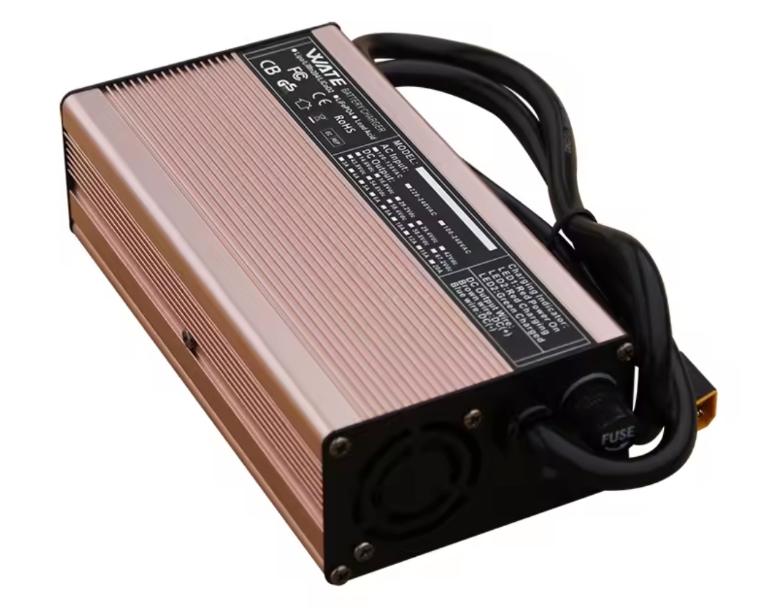 Nabíječka pro LiFePO4 baterie 24V nabíjecí proud 20A nabíjecí napětí 29,2V