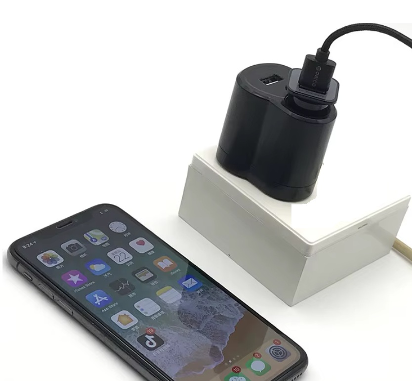 Nabíječka s autozásuvkou 12V, měnič z 230V na 12V (0,5A), USB nabíječka 5V 1A