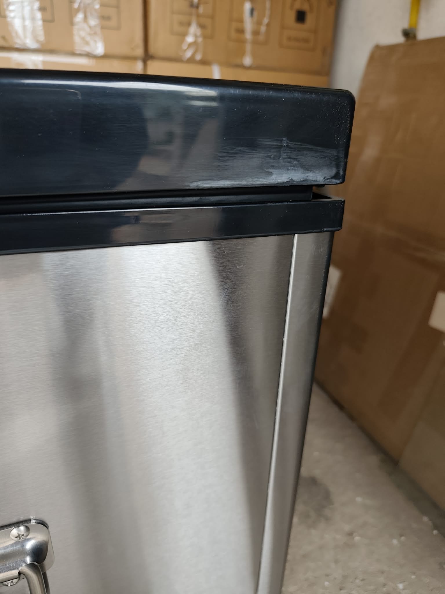 Autochladnička kompresorová Alpicool, autolednice, objem 60l, napájení 12V, 24V nebo 230V, LCD displej,