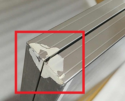 Přenosný solární panel v hliníkovém rámu 200Wp, 11A, skládací solární panel