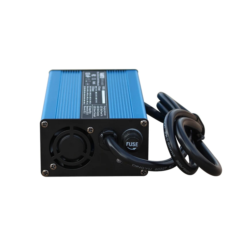 Nabíječka pro baterie LiFePO4 14,6 (12V), rychlost nabíjení 25A, krokosvorky