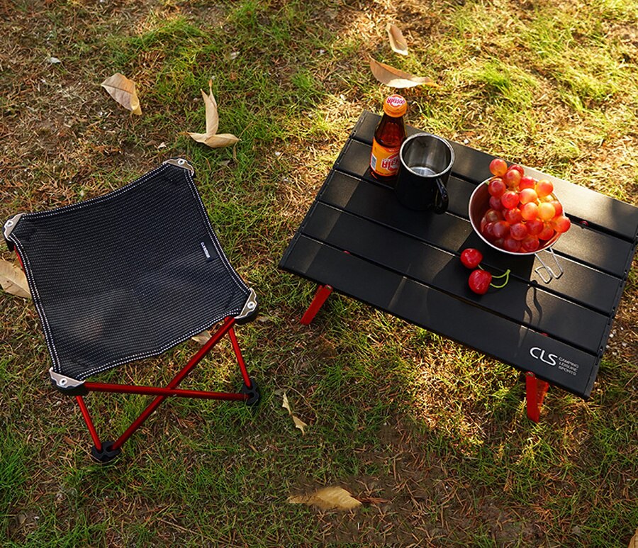 Kempingový mini stolek - skládací, černý