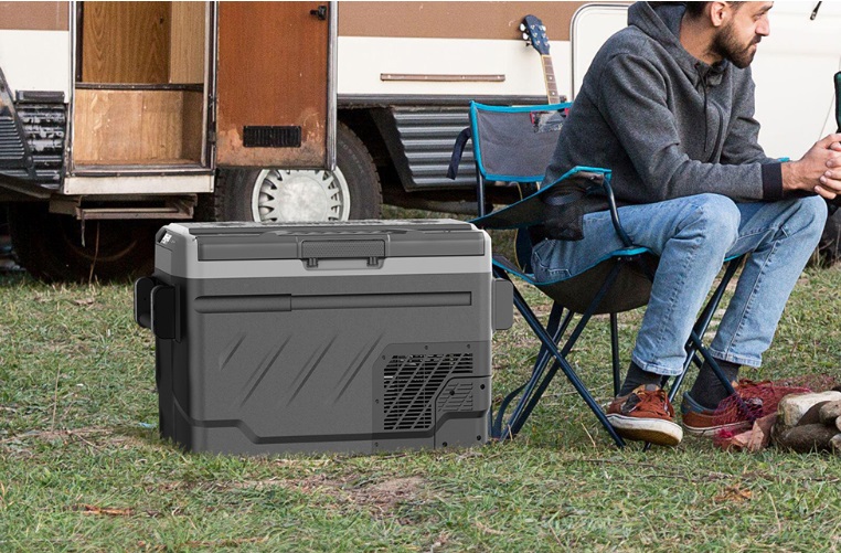 Autochladnička kompresorová, autolednice, objem 40l, napájení 12V, 24V nebo 230V, LCD displej, bluetooth aplikace, šedá